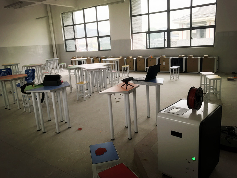 开元教育级3D打印机走进贵州某高级中学(图1) 开元教育级3D打印机走进贵州某高级中学(图1)